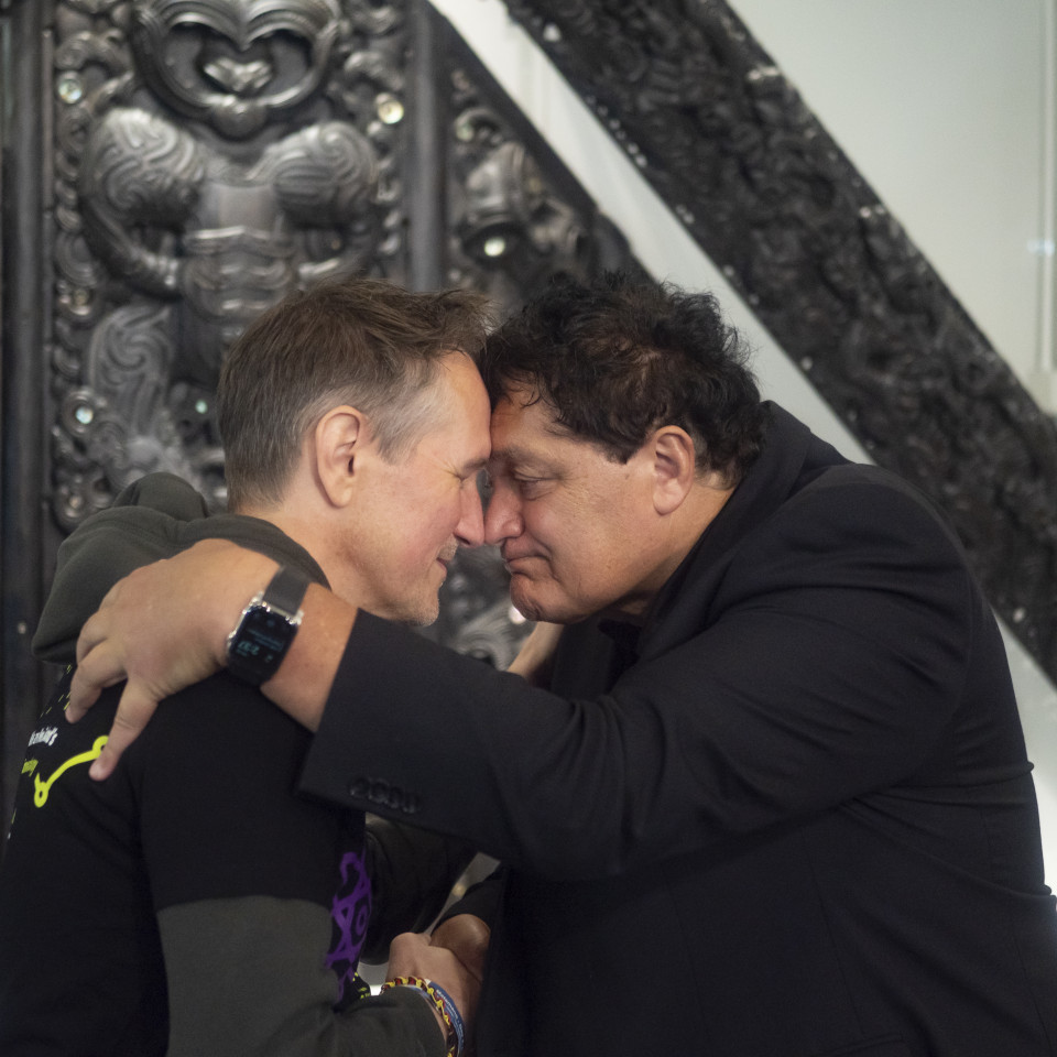 Te Matatini hongi